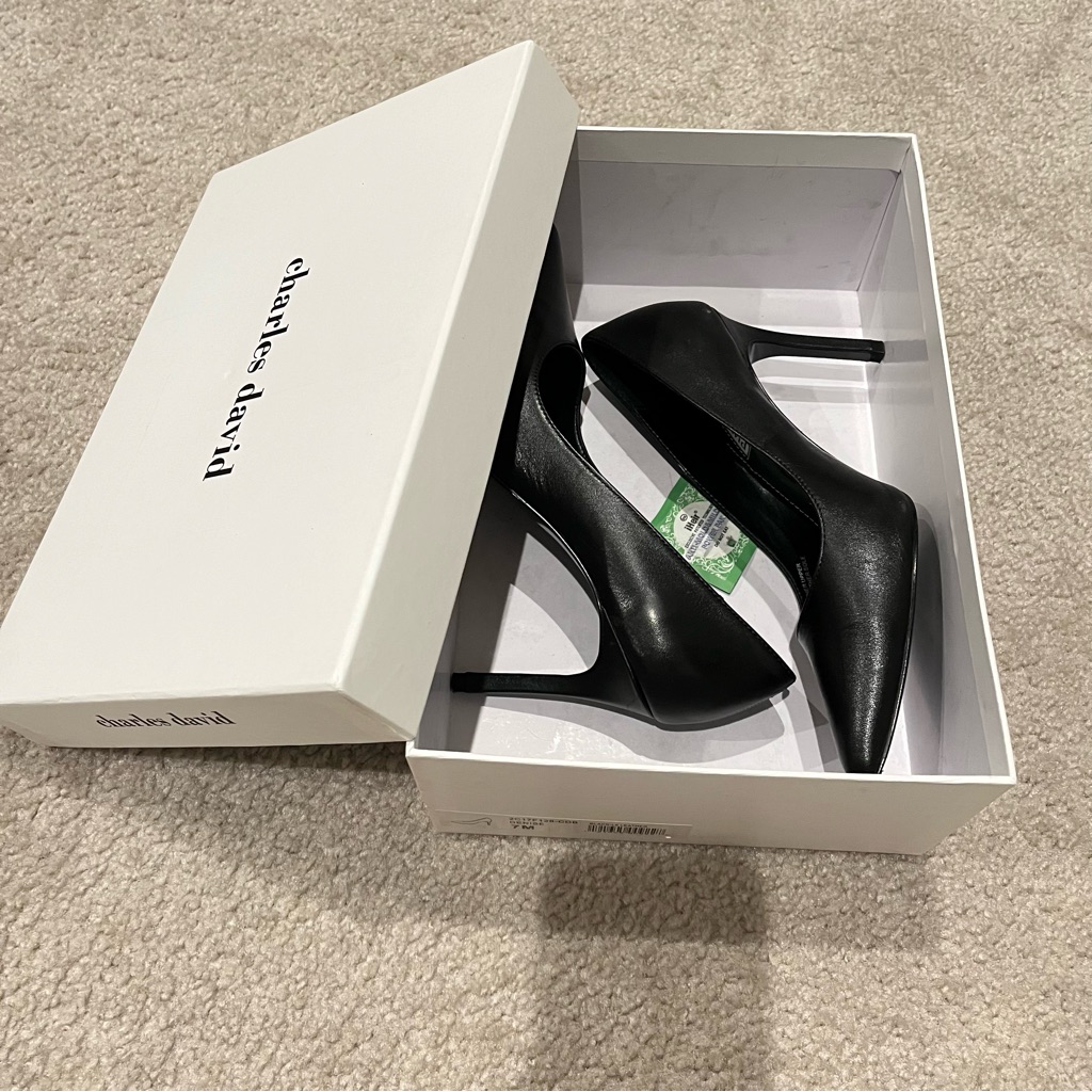 Charles David Elegant Black Heels